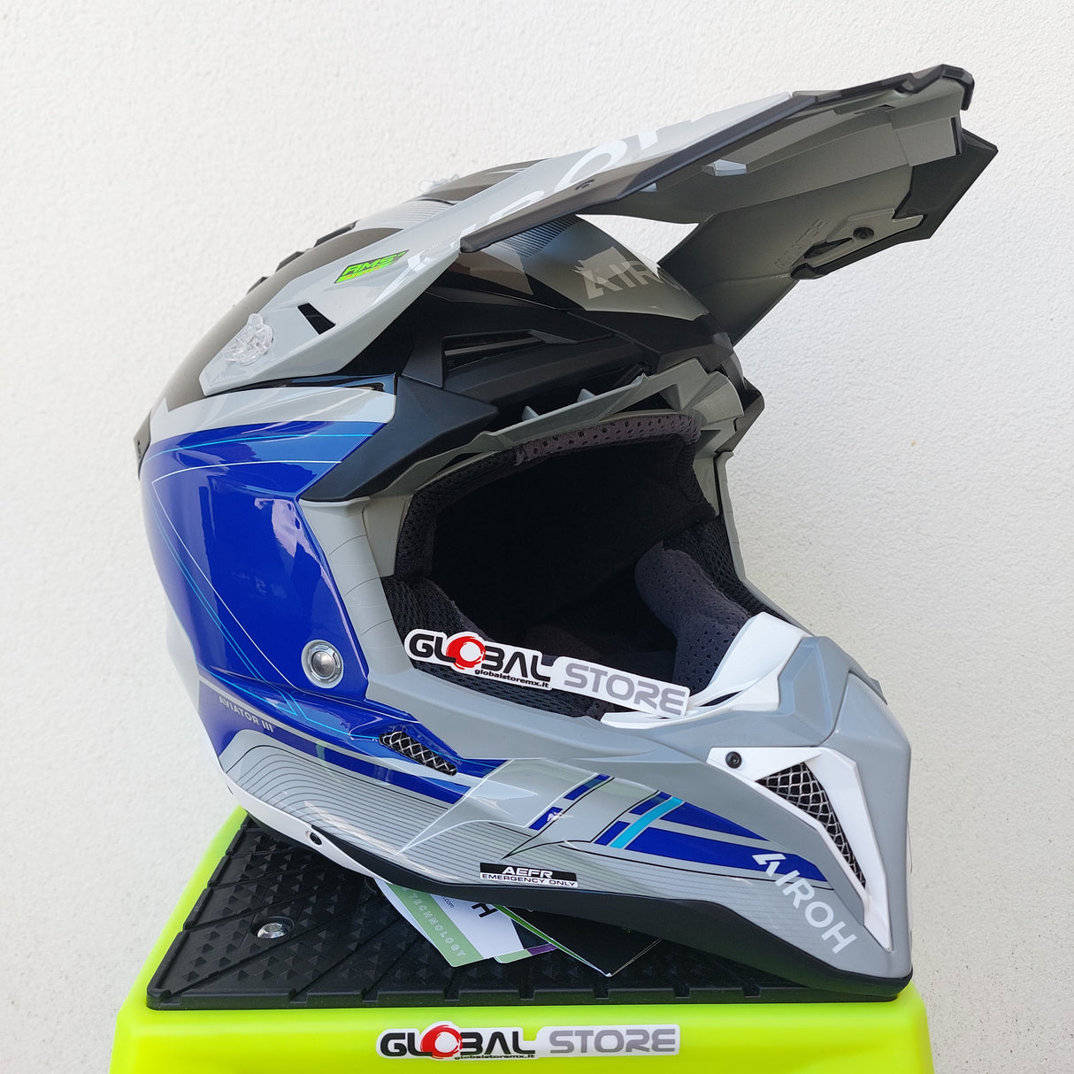 Airoh Aviator 3 SABER Helmet - Blue Gloss