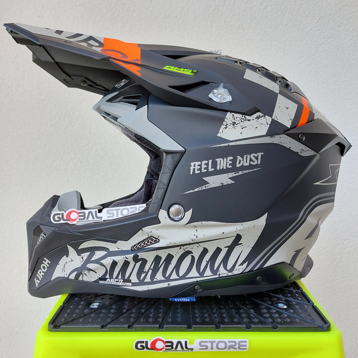 Airoh Aviator 3 BURNOUT Helmet