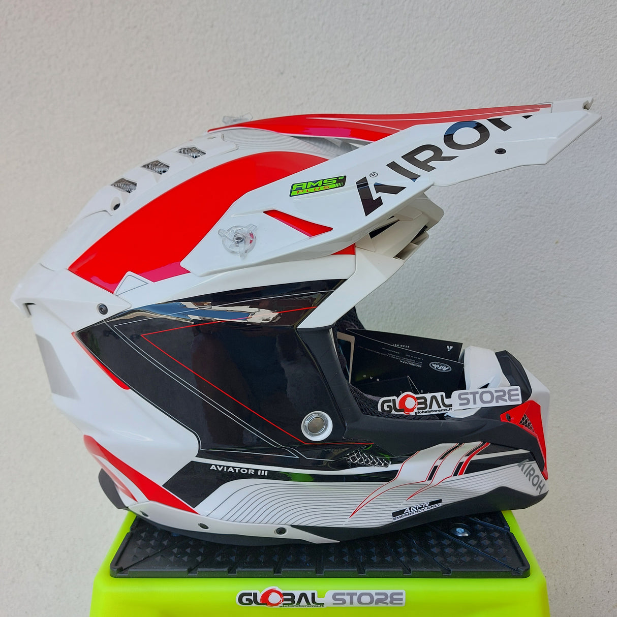 Airoh Aviator 3 SABER Helmet - Red Gloss