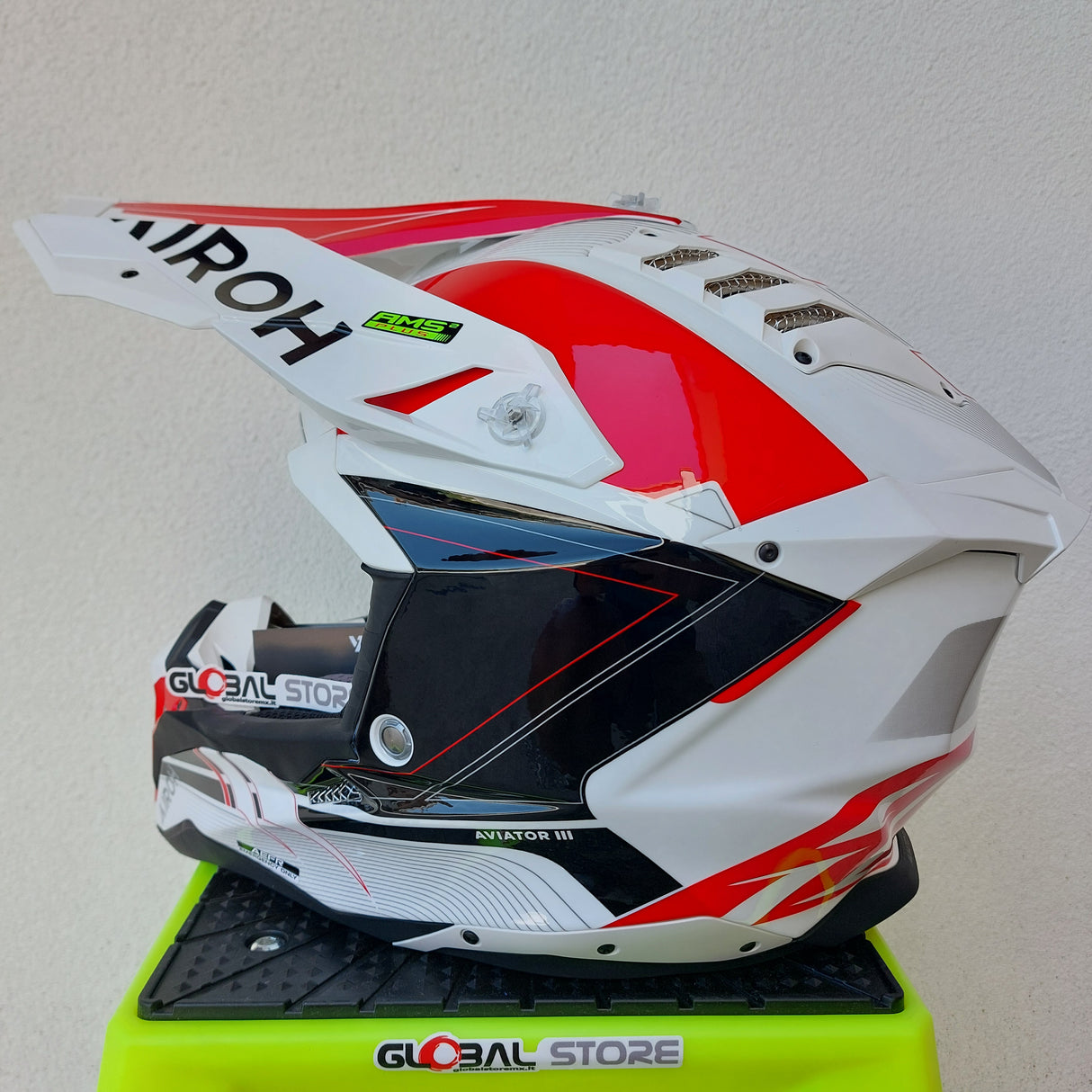 Airoh Aviator 3 SABER Helmet - Red Gloss