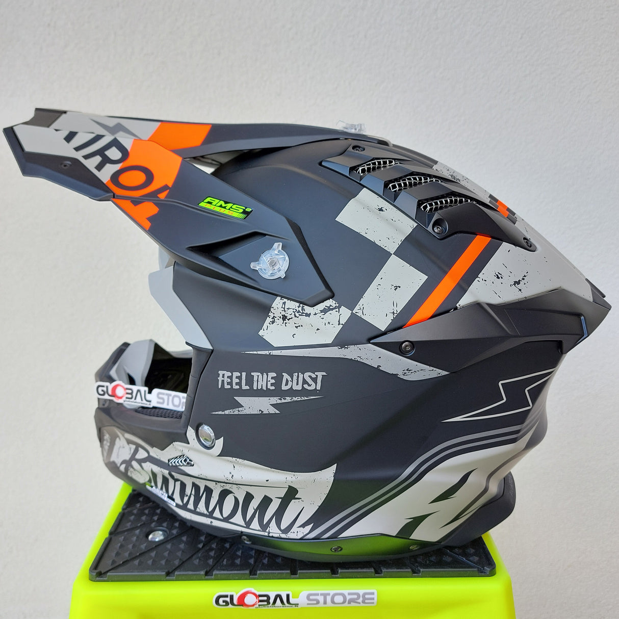 Airoh Aviator 3 BURNOUT Helmet