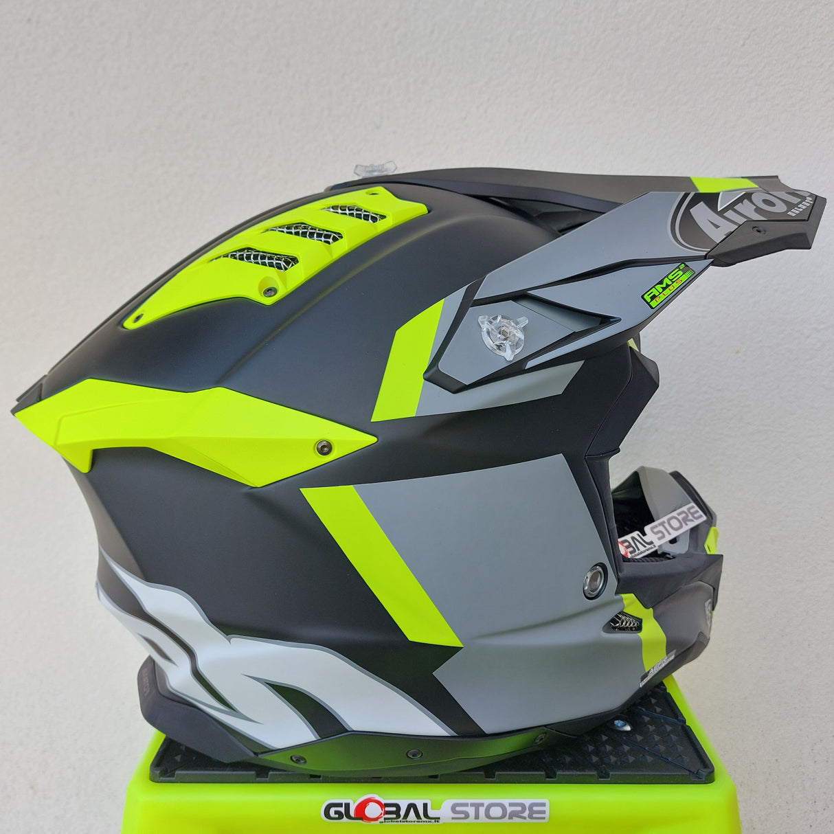 Airoh Aviator 3 GLORY Helmet - Yellow Matt