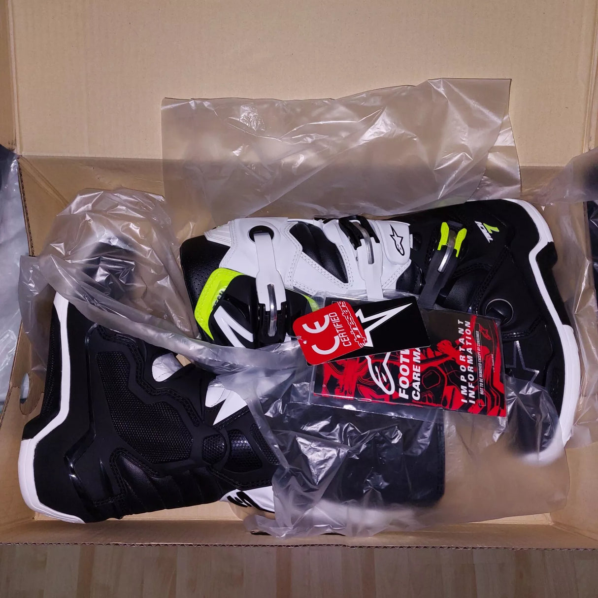 Alpinestars Tech 7 Boots - Black White